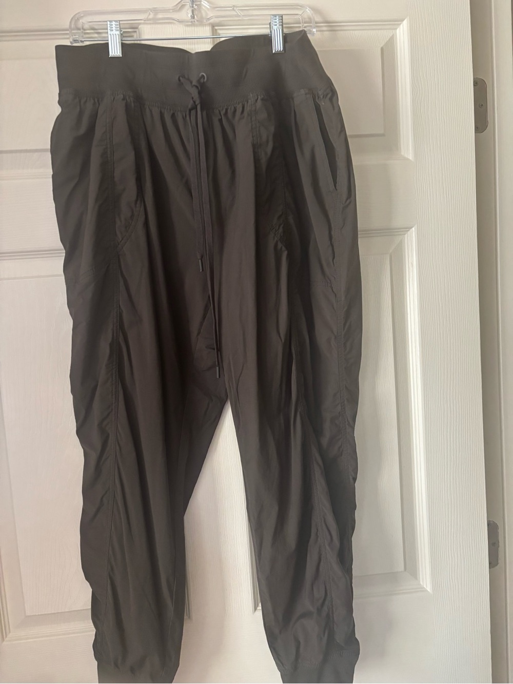 CALIA by Carrie Underwood Olive Brown Relaxed Drawstring Joggers
